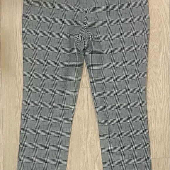 RW & Co medium women’s leggings - Picture 4 of 4